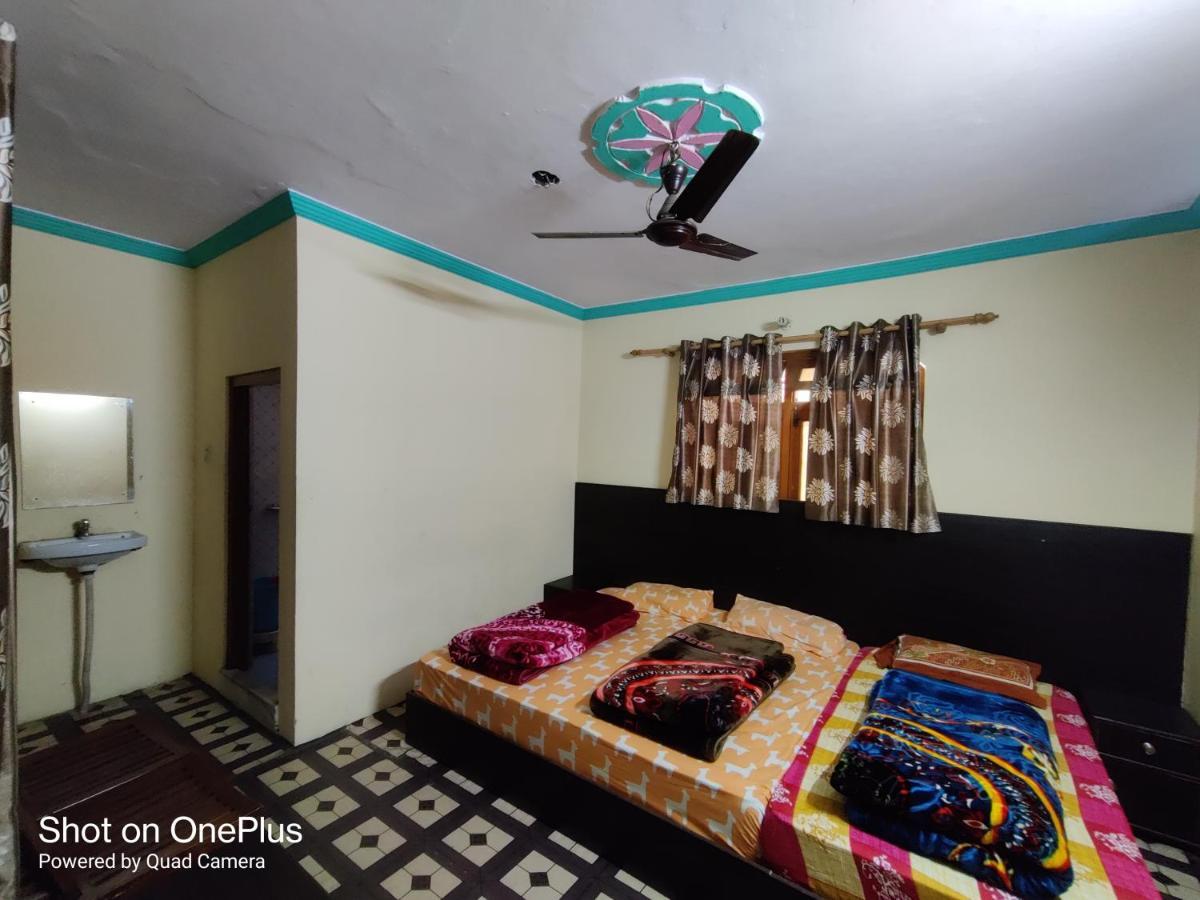 Hari Krishna Guest House Pandukeshwar Kültér fotó