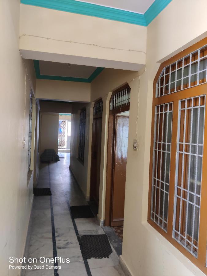 Hari Krishna Guest House Pandukeshwar Kültér fotó