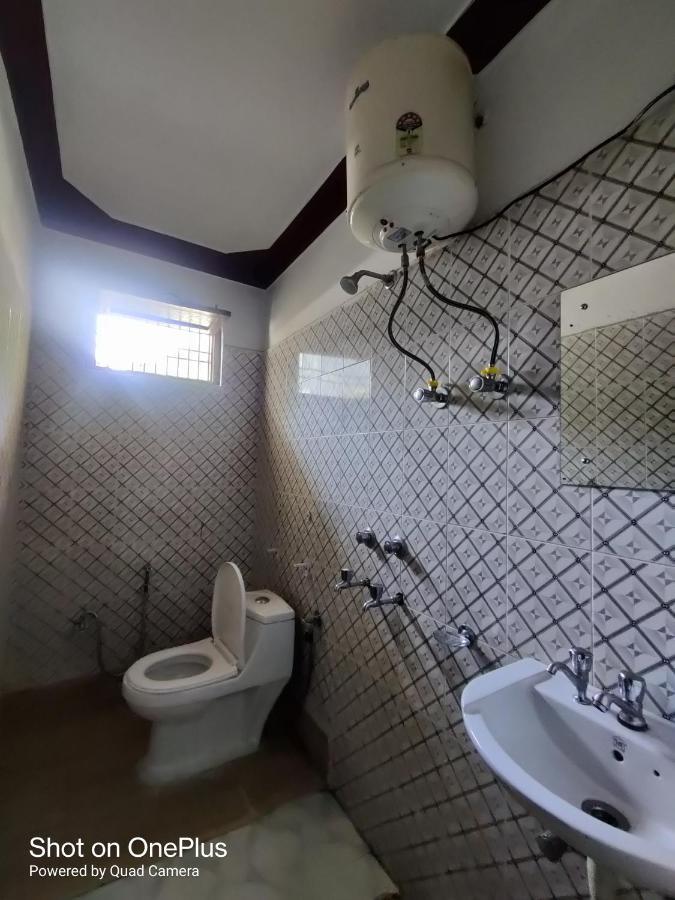 Hari Krishna Guest House Pandukeshwar Kültér fotó